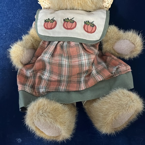 Auntie Autumn Boyds Bears Doll - Picture 4 of 7